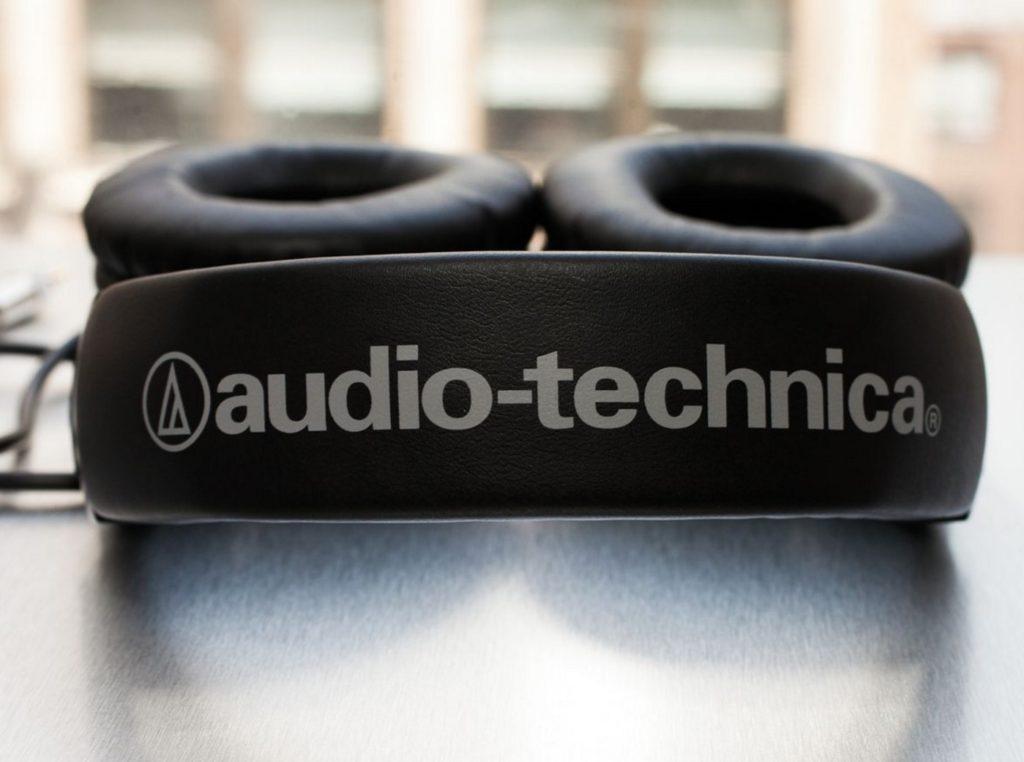 Наушники Audio-Technica ATH-M50