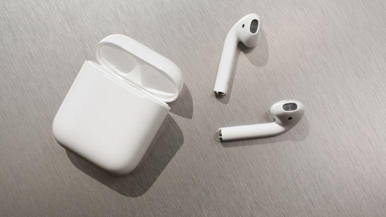 Чехол для зарядки AirPods