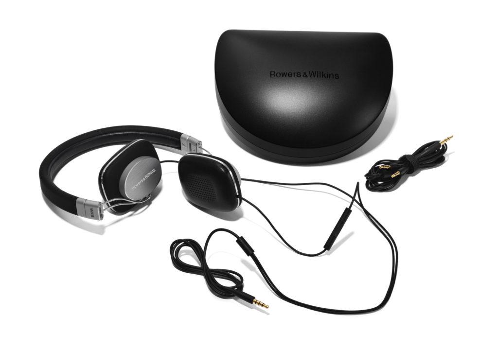 BMW Headphones Bowers & Wilkins P3 S2