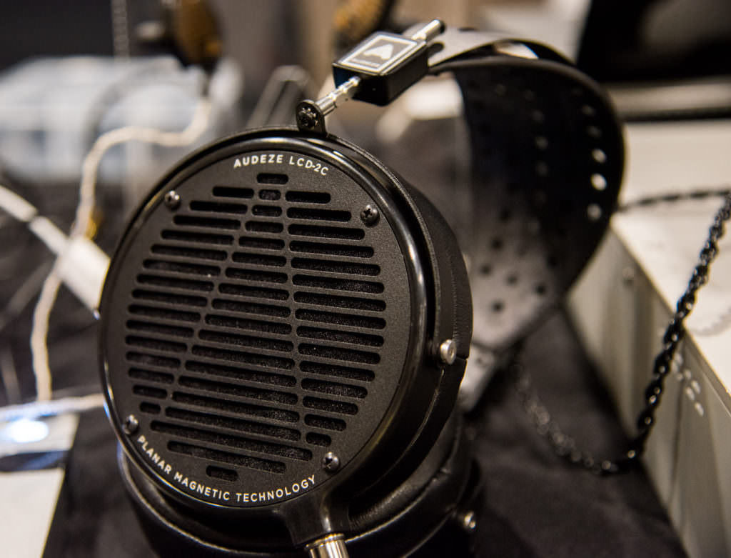 магнитопланарные наушники Audeze  LCD-2 Classic