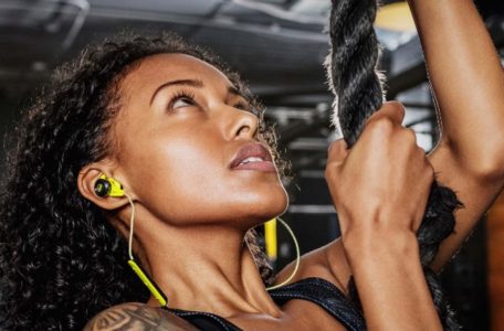 Спортивные наушники iSport