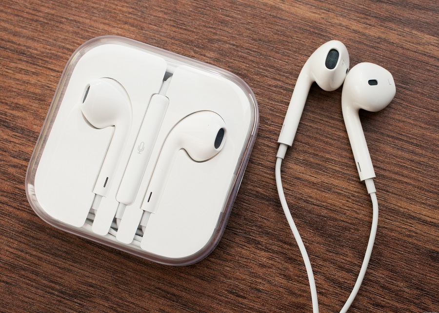 Настоящие наушники Apple EarPods