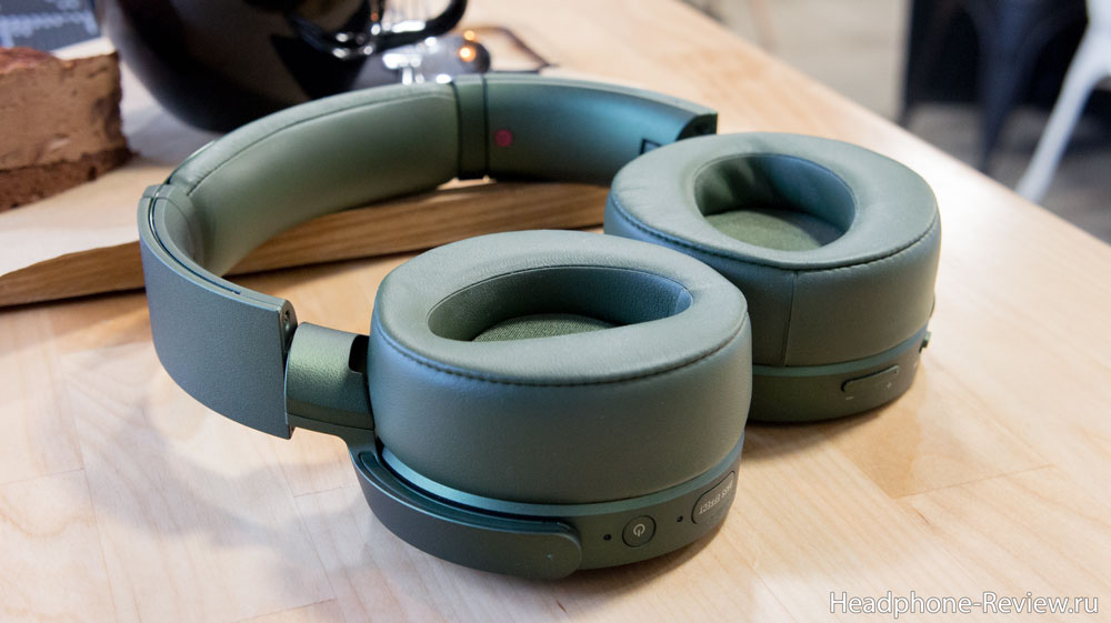 Беспроводные наушники Sony MDR-XB950N1