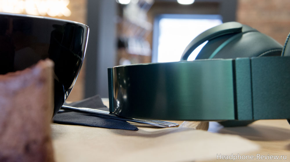 Беспроводные наушники Sony MDR-XB950N1