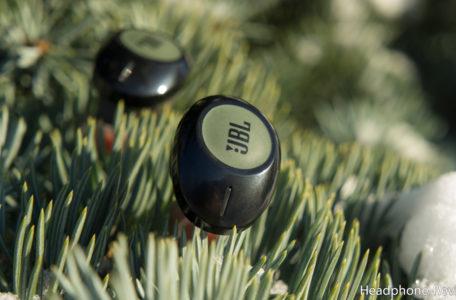 Полностью беспроводные наушники JBL Tune 120 TWS